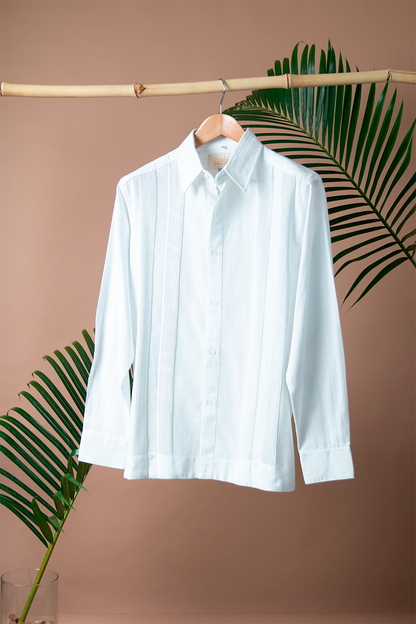 Guayabera bordada (Greca clásica)