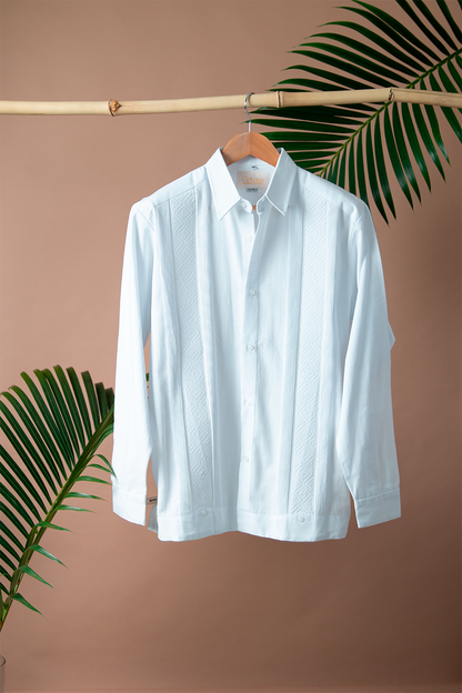 Guayabera bordada (Rombo artesanal)