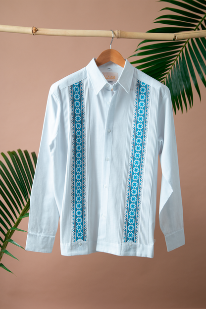 Guayabera bordada (Patrón cruzado)