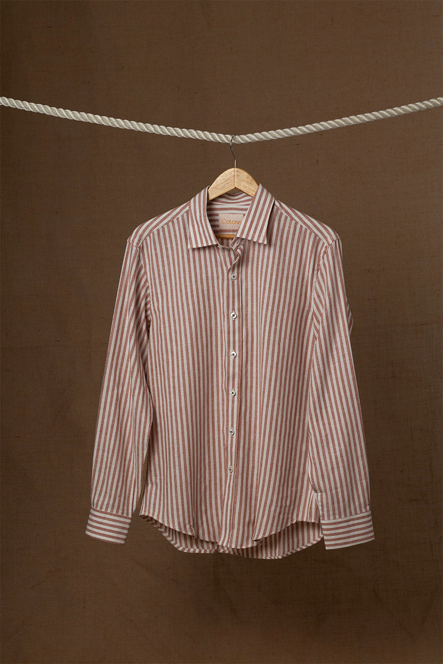 Camisa de lino (Rayas rojas)